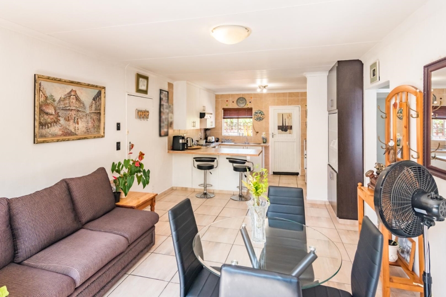 2 Bedroom Property for Sale in Willowbrook Gauteng