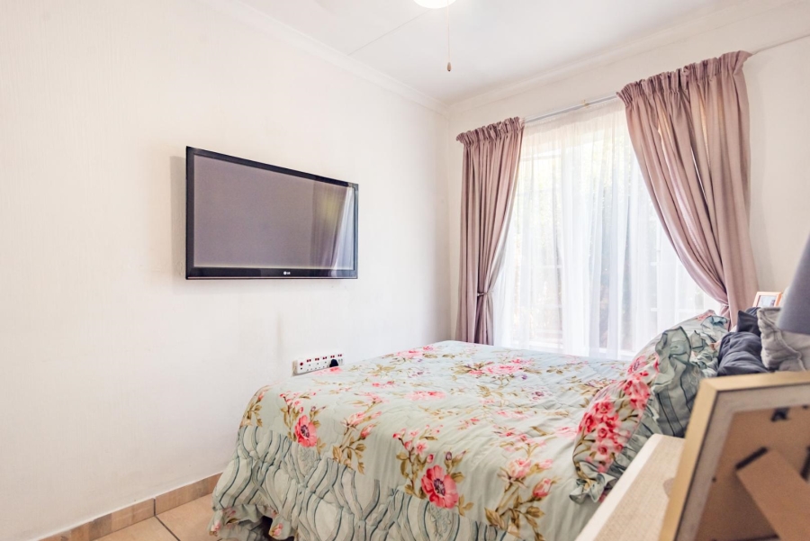 2 Bedroom Property for Sale in Willowbrook Gauteng