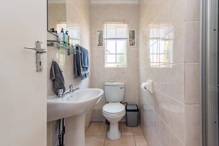 2 Bedroom Property for Sale in Willowbrook Gauteng