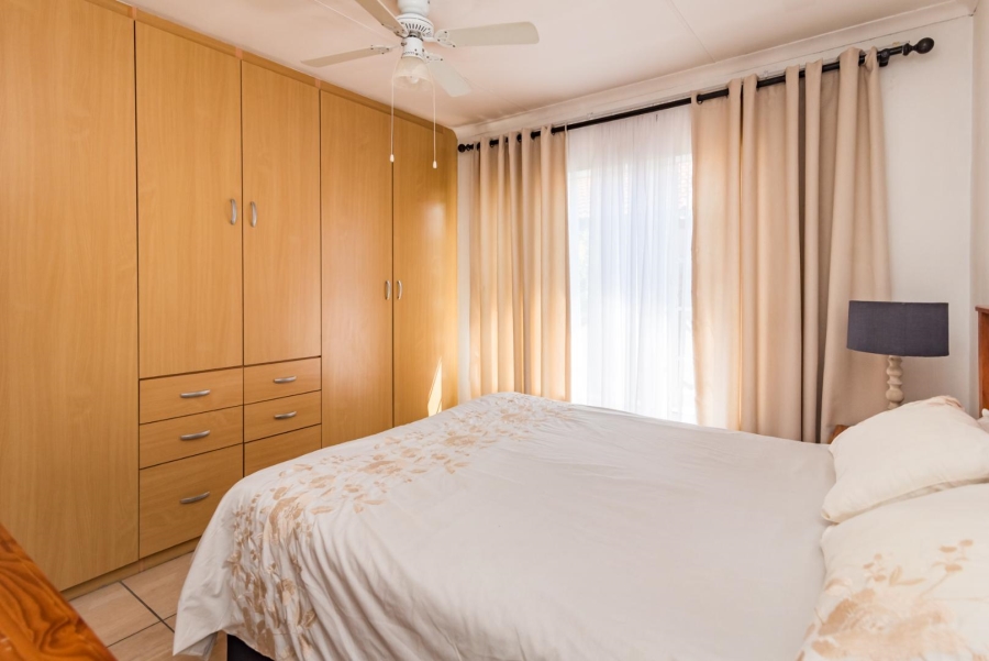 2 Bedroom Property for Sale in Willowbrook Gauteng