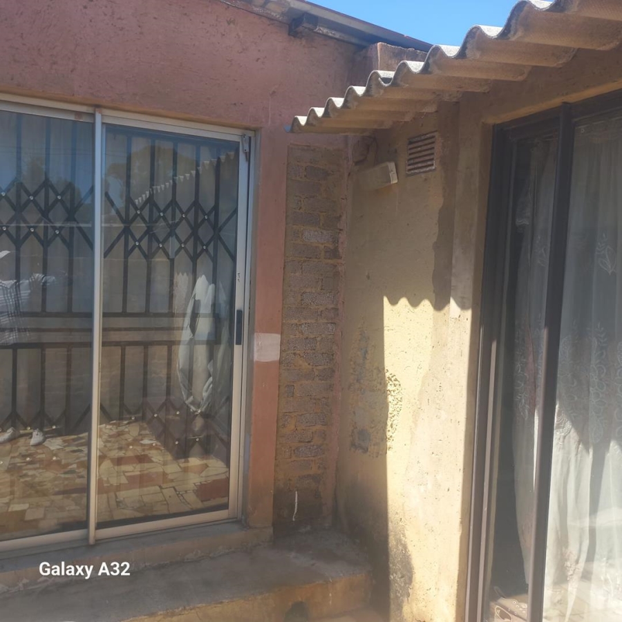 1 Bedroom Property for Sale in Meadowlands Gauteng