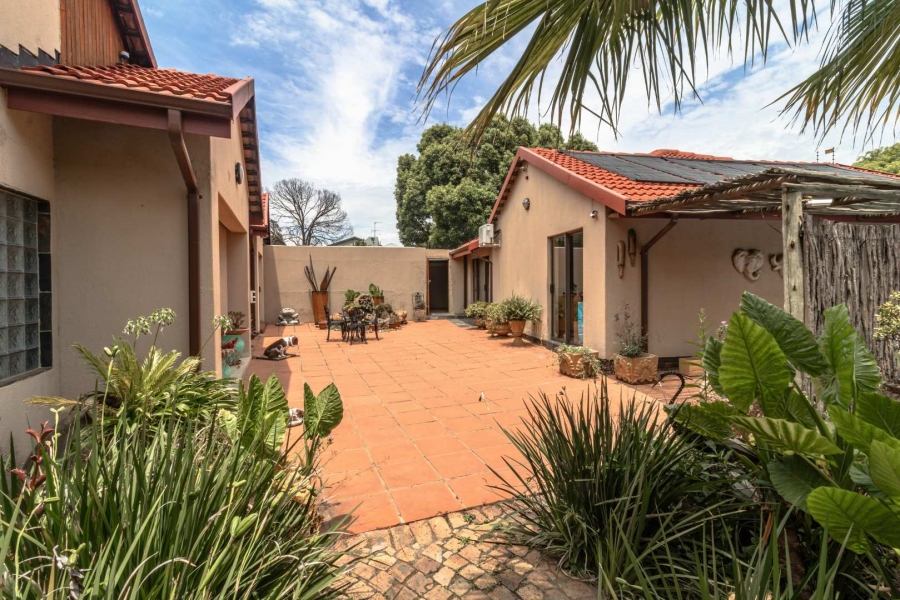 4 Bedroom Property for Sale in Randhart Gauteng