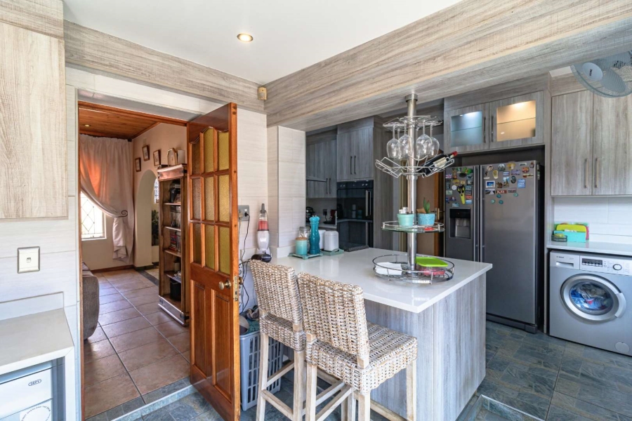 4 Bedroom Property for Sale in Randhart Gauteng