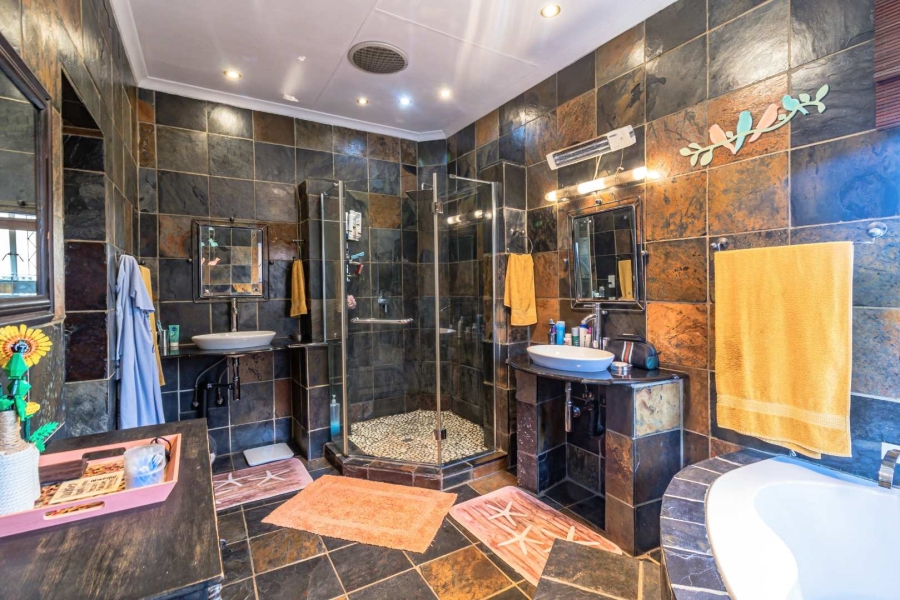 4 Bedroom Property for Sale in Randhart Gauteng