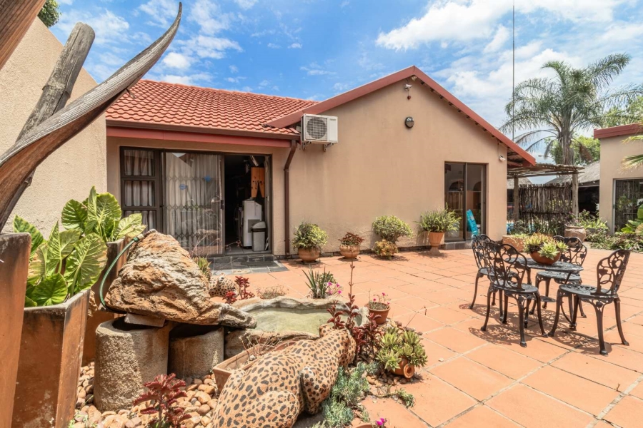 4 Bedroom Property for Sale in Randhart Gauteng