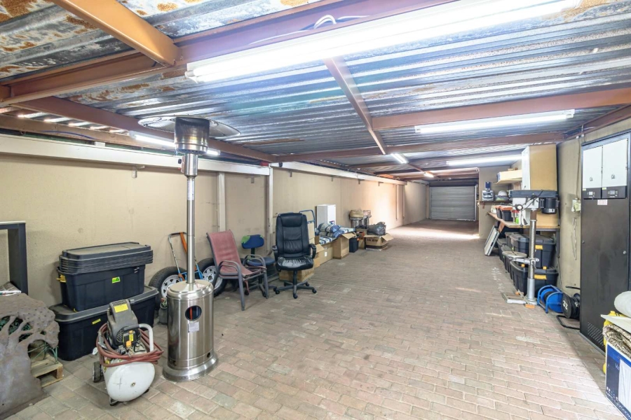 4 Bedroom Property for Sale in Randhart Gauteng