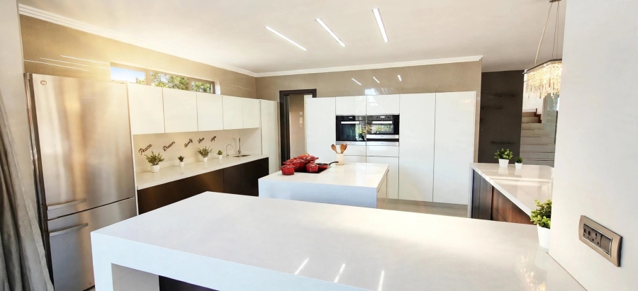 5 Bedroom Property for Sale in Thornhill Estate Gauteng