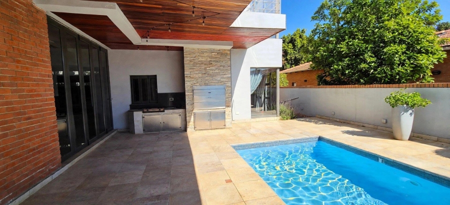 5 Bedroom Property for Sale in Thornhill Estate Gauteng
