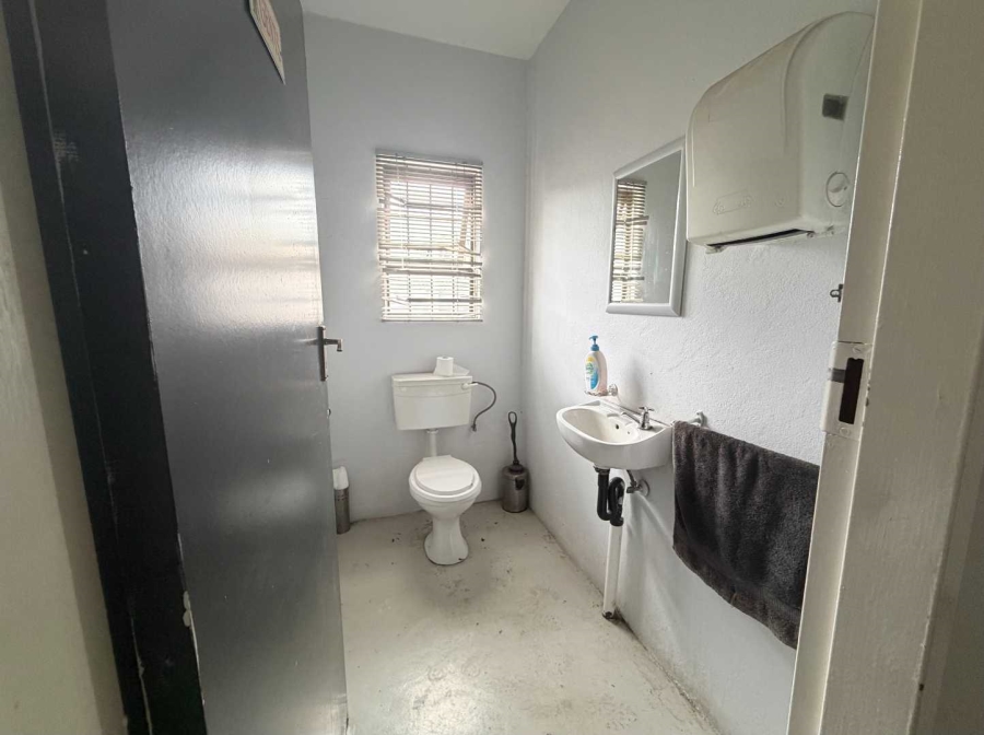 Commercial Property for Sale in New Redruth Gauteng