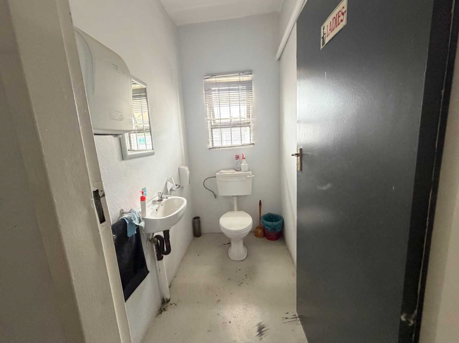 Commercial Property for Sale in New Redruth Gauteng