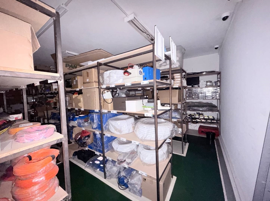 Commercial Property for Sale in New Redruth Gauteng