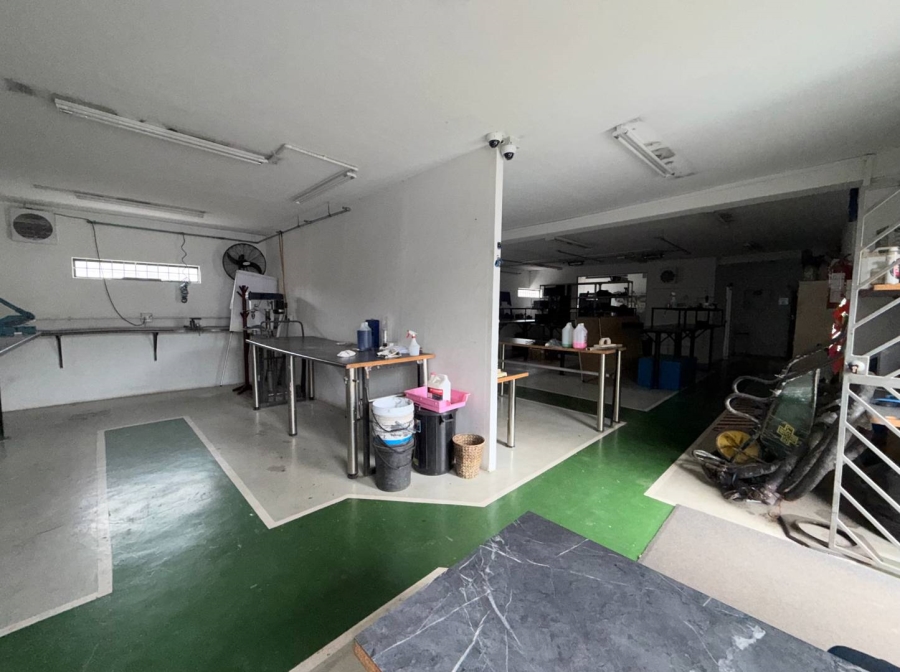Commercial Property for Sale in New Redruth Gauteng