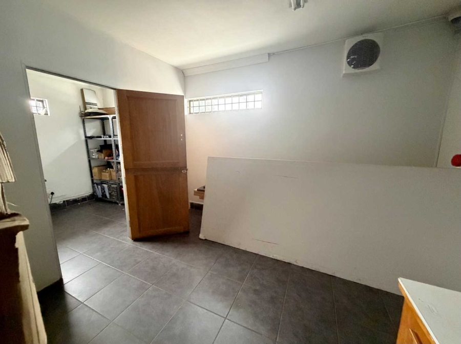 Commercial Property for Sale in New Redruth Gauteng