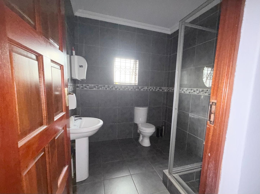 Commercial Property for Sale in New Redruth Gauteng