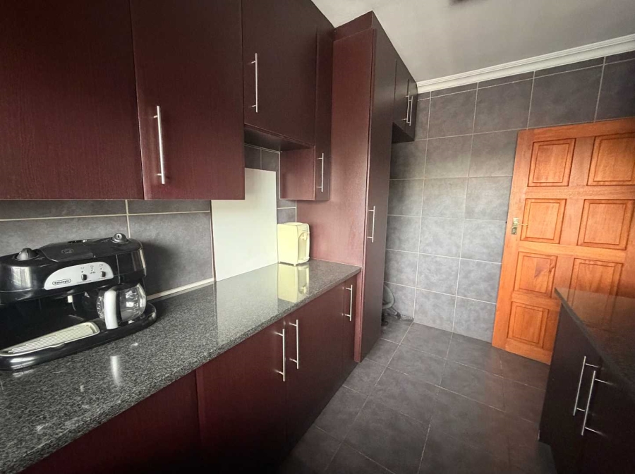 Commercial Property for Sale in New Redruth Gauteng