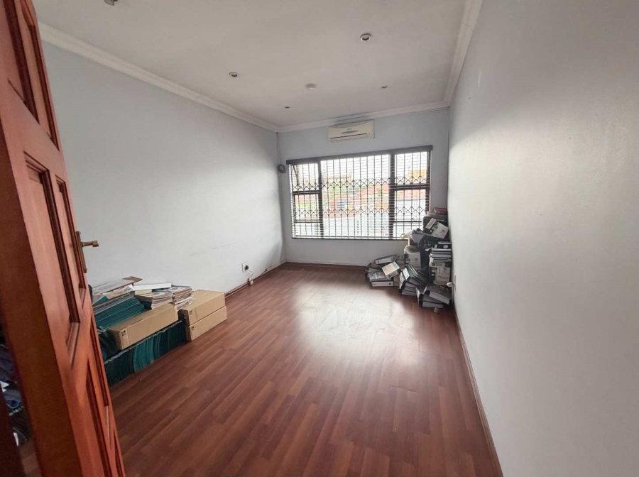 Commercial Property for Sale in New Redruth Gauteng