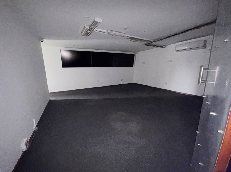 Commercial Property for Sale in New Redruth Gauteng