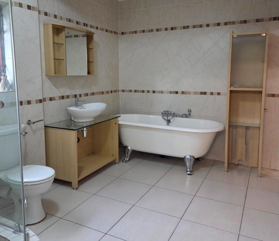 4 Bedroom Property for Sale in Randhart Gauteng