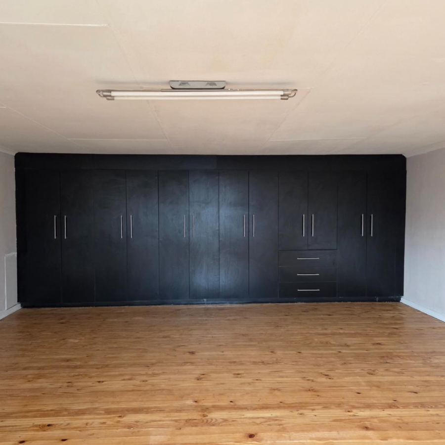 4 Bedroom Property for Sale in Randhart Gauteng