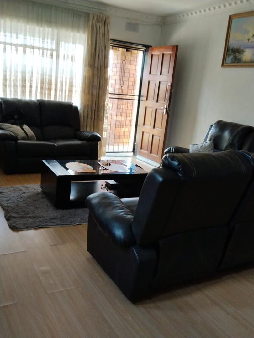 3 Bedroom Property for Sale in Zola Gauteng