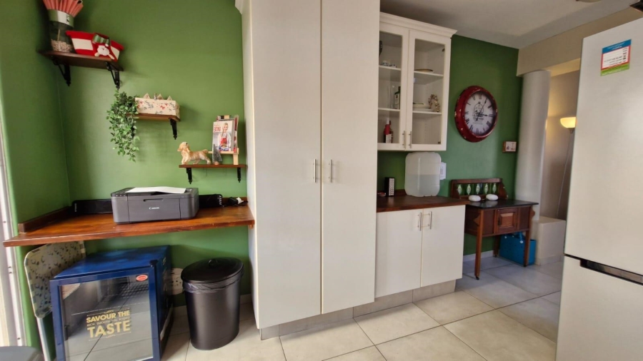 2 Bedroom Property for Sale in New Redruth Gauteng