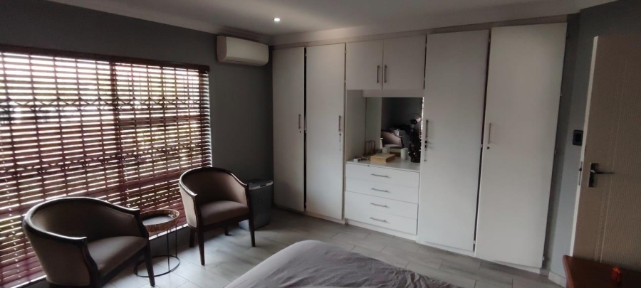 2 Bedroom Property for Sale in New Redruth Gauteng