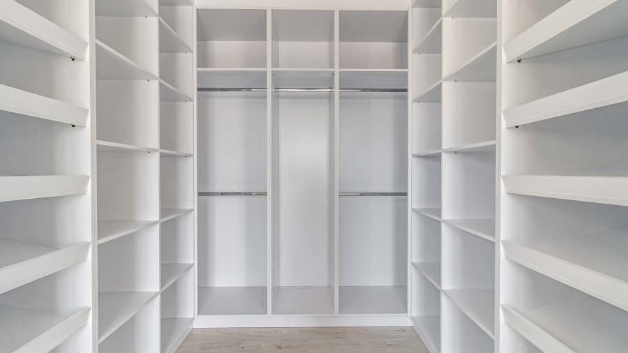 4 Bedroom Property for Sale in Beyerspark Gauteng