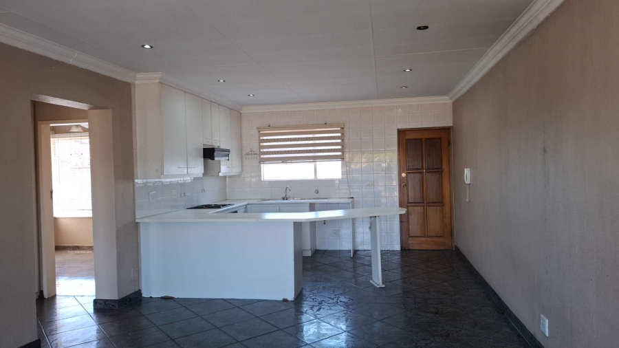 To Let 2 Bedroom Property for Rent in Raceview Gauteng