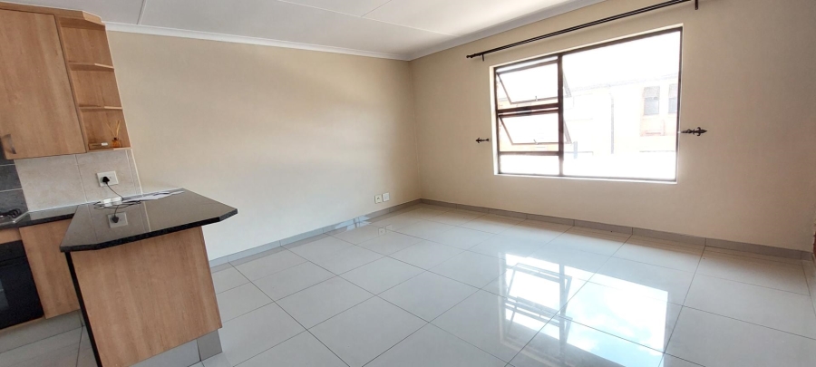 2 Bedroom Property for Sale in Florentia Gauteng