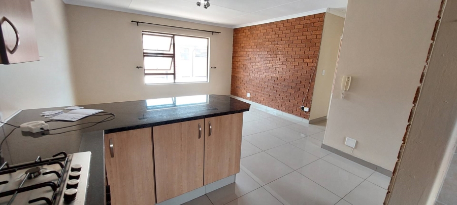 2 Bedroom Property for Sale in Florentia Gauteng