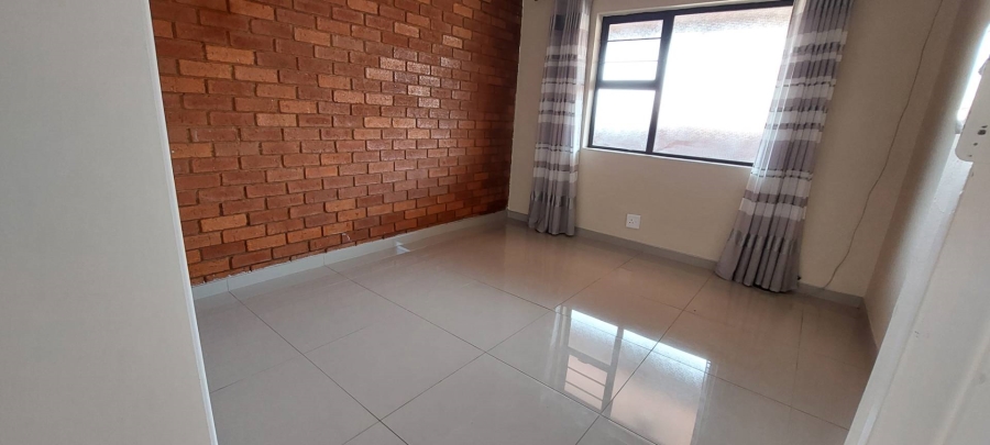 2 Bedroom Property for Sale in Florentia Gauteng
