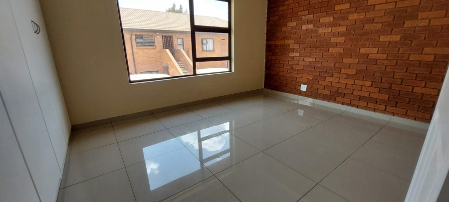 2 Bedroom Property for Sale in Florentia Gauteng