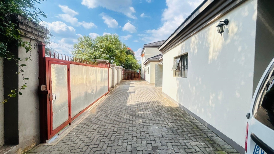 12 Bedroom Property for Sale in Capital Park Gauteng