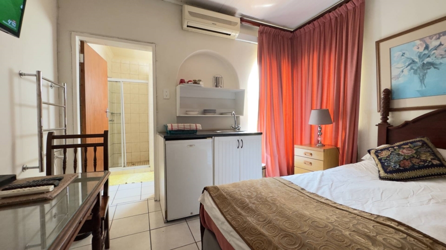 9 Bedroom Property for Sale in Muckleneuk Gauteng