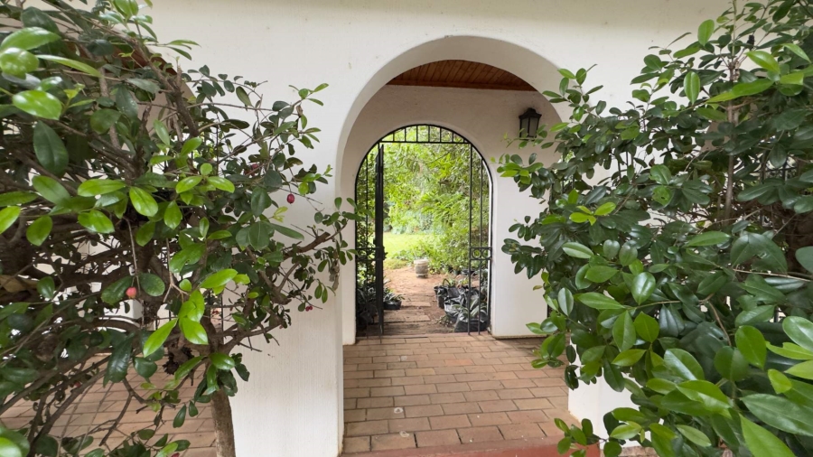 9 Bedroom Property for Sale in Muckleneuk Gauteng