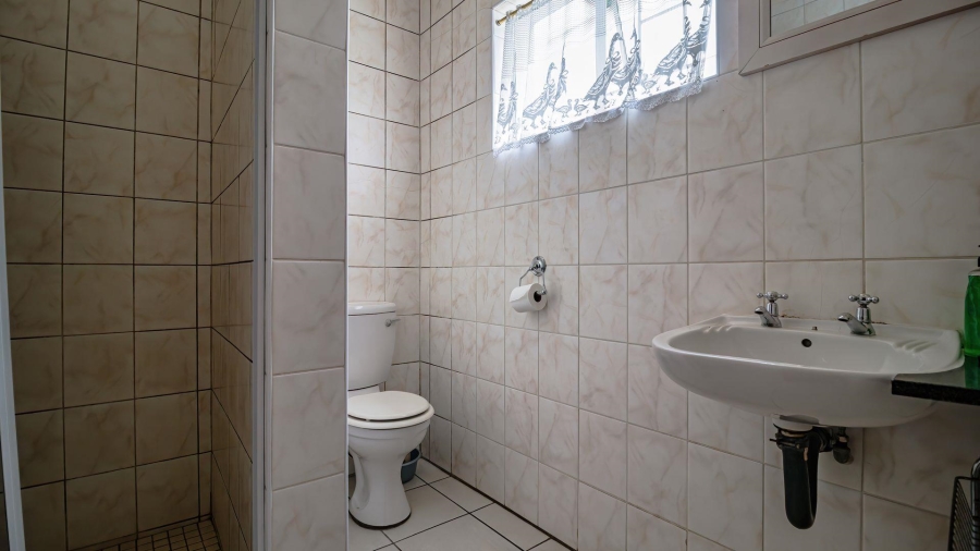 9 Bedroom Property for Sale in Muckleneuk Gauteng
