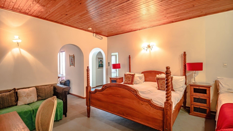 9 Bedroom Property for Sale in Muckleneuk Gauteng