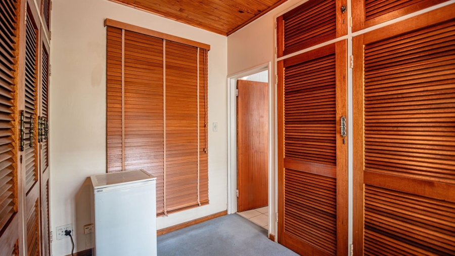 9 Bedroom Property for Sale in Muckleneuk Gauteng