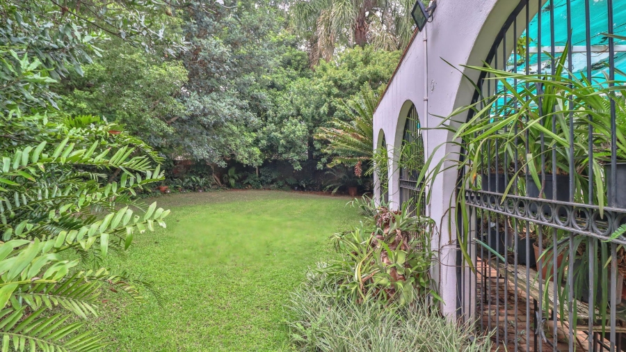 9 Bedroom Property for Sale in Muckleneuk Gauteng