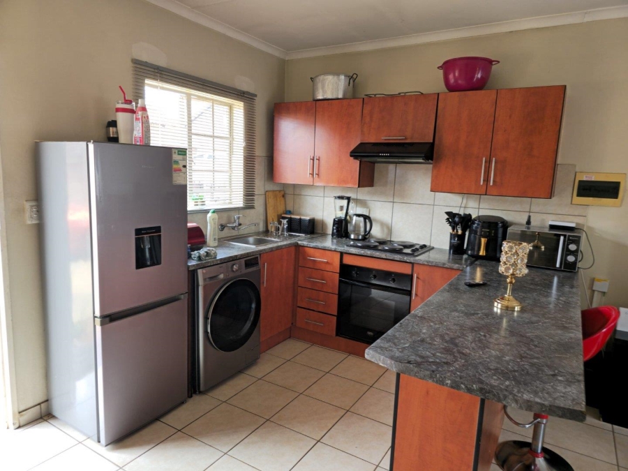 3 Bedroom Property for Sale in The Orchards Gauteng
