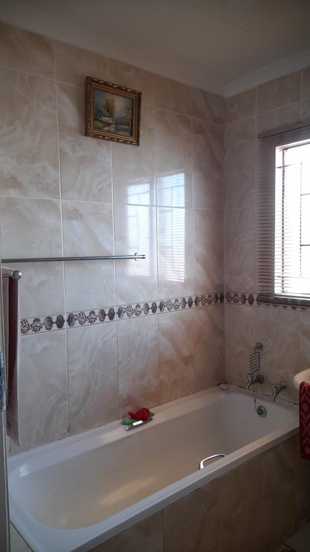 3 Bedroom Property for Sale in Soshanguve VV Gauteng