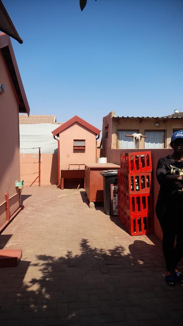 3 Bedroom Property for Sale in Soshanguve VV Gauteng