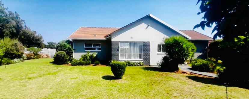 4 Bedroom Property for Sale in Brackenhurst Gauteng