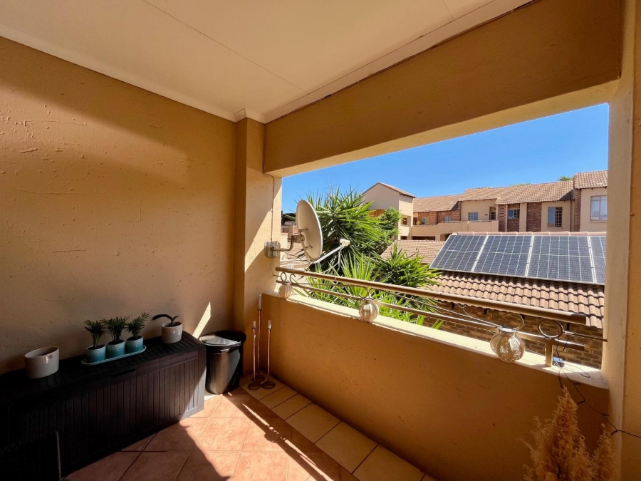 2 Bedroom Property for Sale in Boardwalk Villas Gauteng