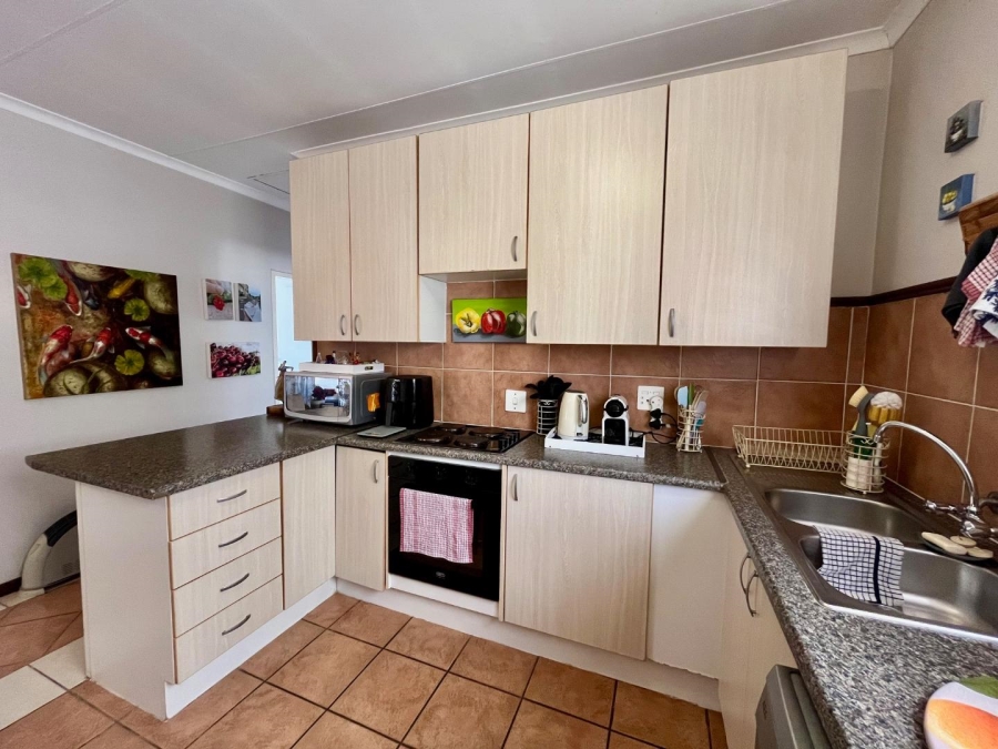 2 Bedroom Property for Sale in Boardwalk Villas Gauteng