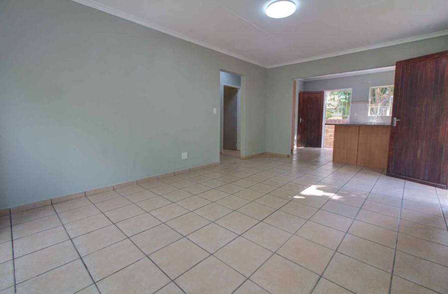 2 Bedroom Property for Sale in Wilgeheuwel Gauteng