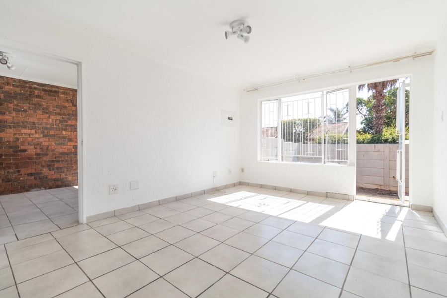 2 Bedroom Property for Sale in Radiokop Gauteng