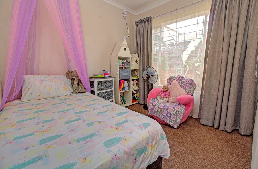 3 Bedroom Property for Sale in Wilgeheuwel Gauteng