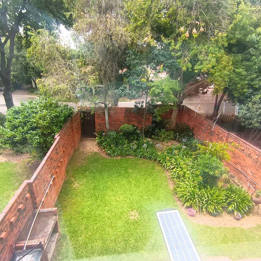 4 Bedroom Property for Sale in Strathavon Gauteng