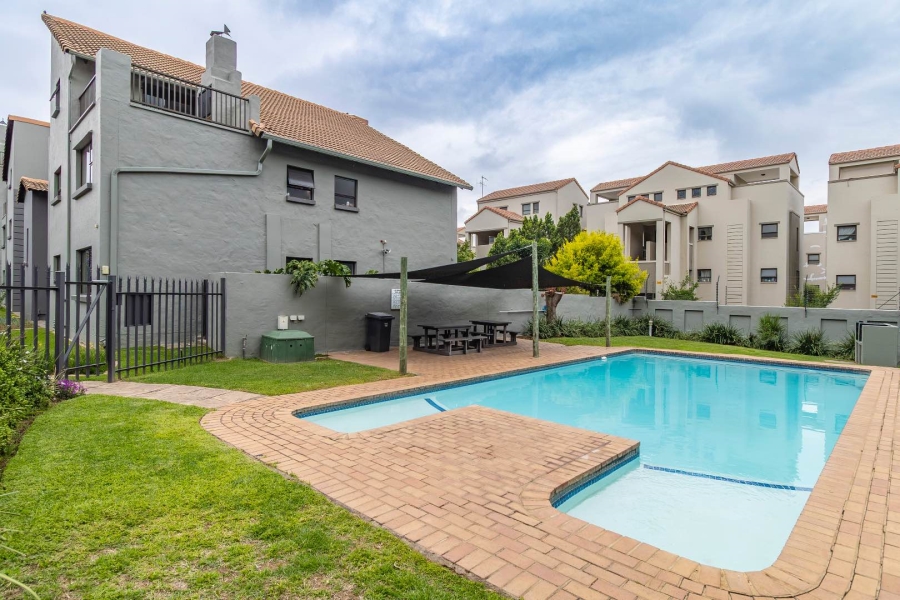 2 Bedroom Property for Sale in Paulshof Gauteng